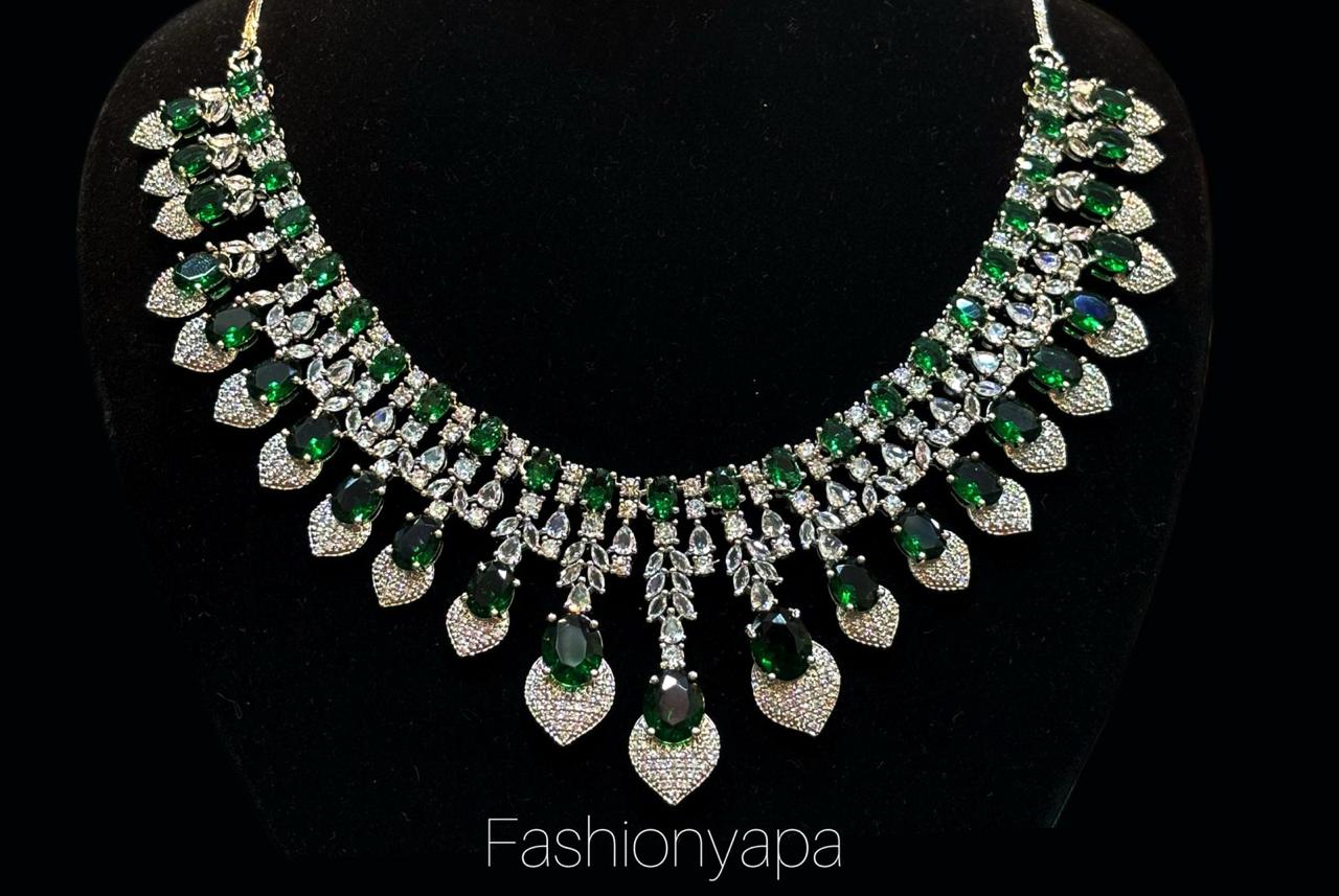Emerald Green Necklace