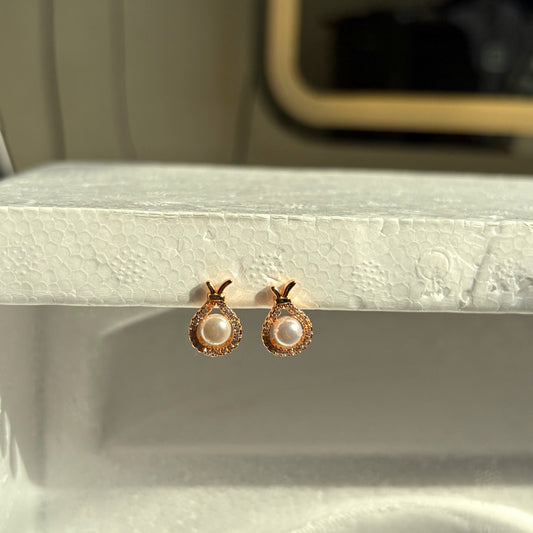 Pearl Studs